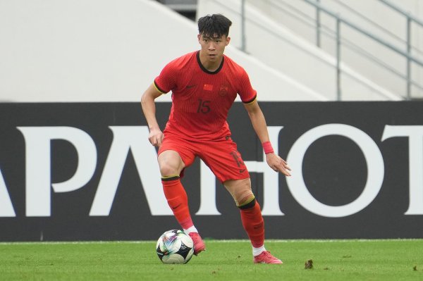 泰仓配资 媒体人：王钰栋神级表现，凭借一己之力掀起下半场的进攻狂潮