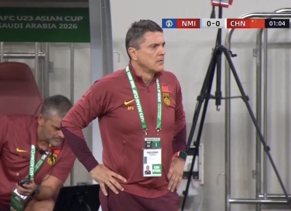 尚牛在线 中国队10-0大胜，让水货前锋现形！踢丢3次单刀+空门不进，2场0球